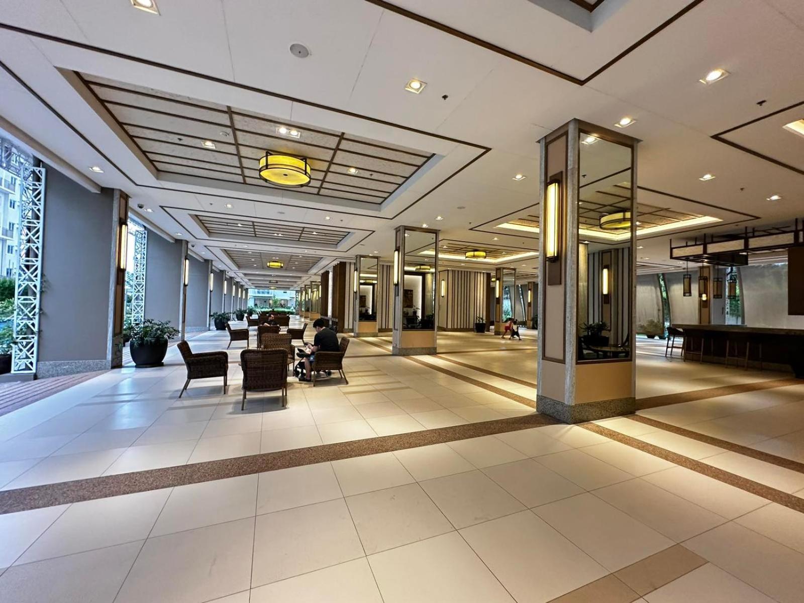 2 Bedroom Condo Unit Near Sm Bf & Naia At The Atherton By Dmci With 2 Balcony Paranaque City Екстериор снимка