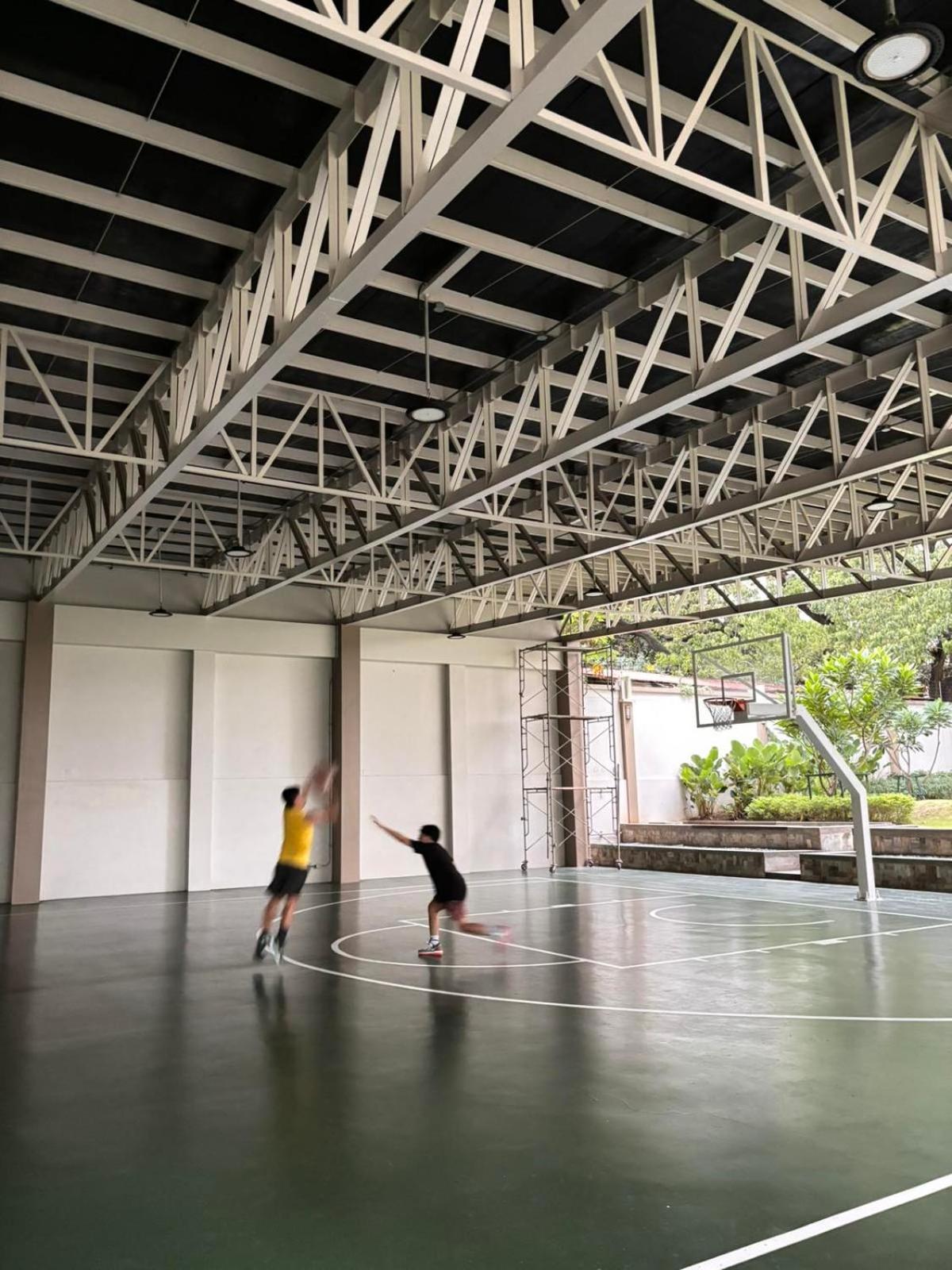 2 Bedroom Condo Unit Near Sm Bf & Naia At The Atherton By Dmci With 2 Balcony Paranaque City Екстериор снимка