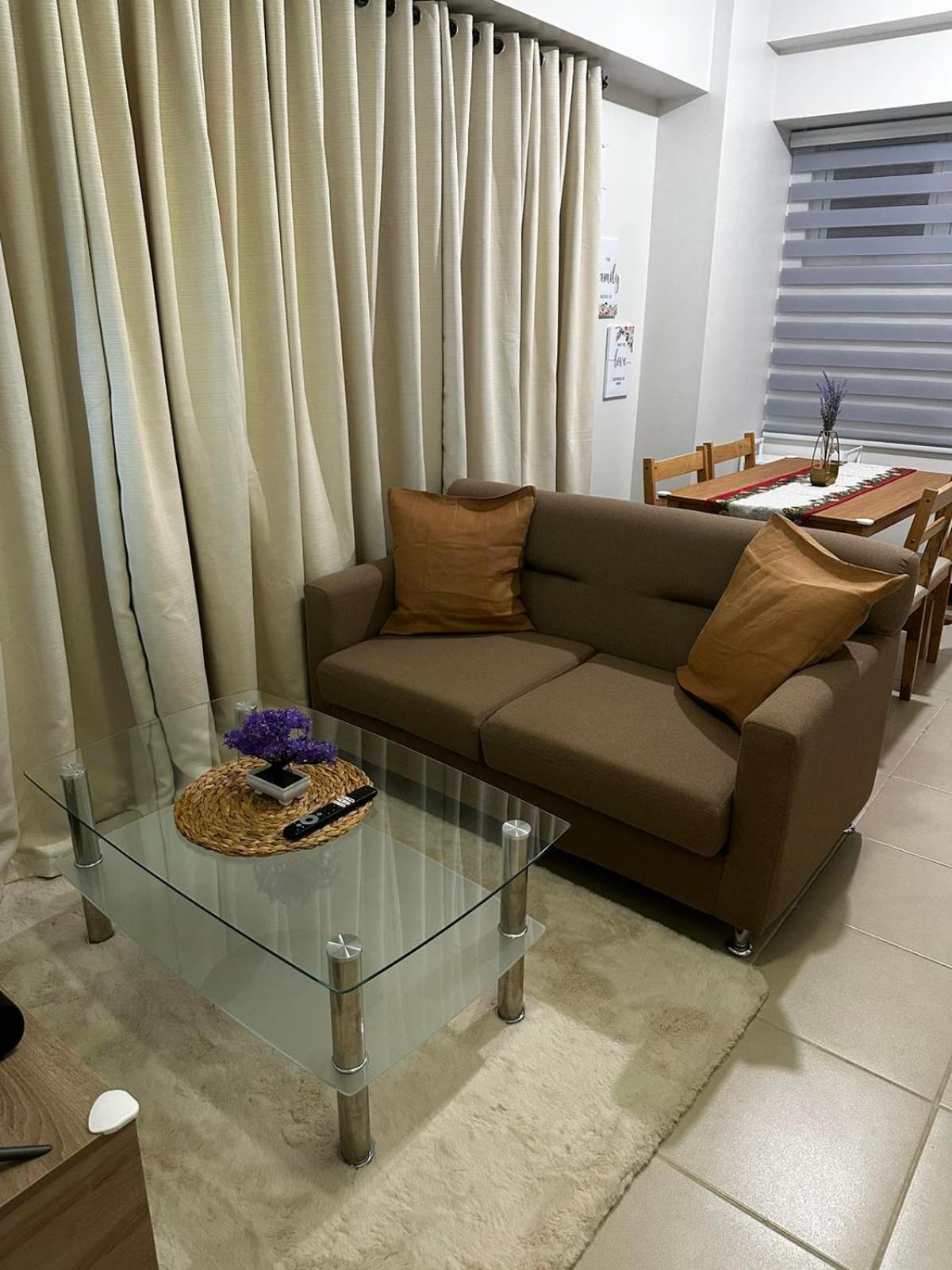 2 Bedroom Condo Unit Near Sm Bf & Naia At The Atherton By Dmci With 2 Balcony Paranaque City Екстериор снимка