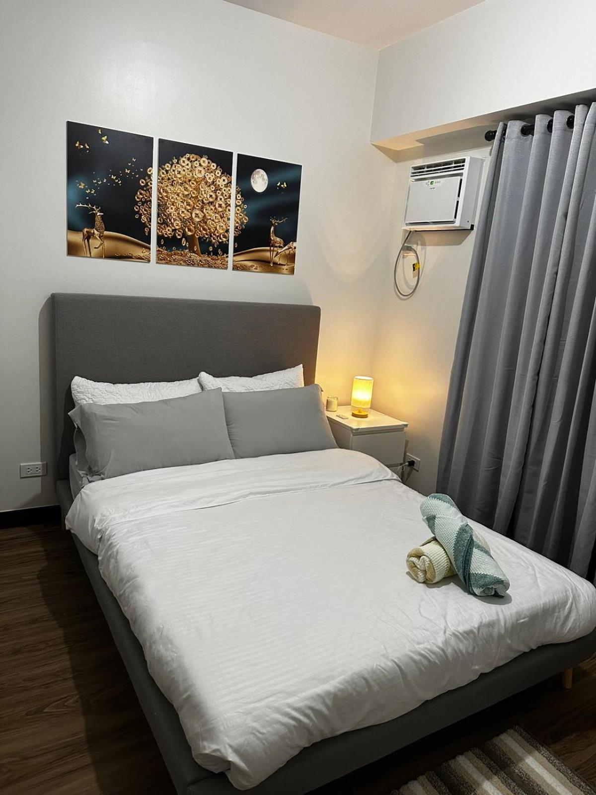 2 Bedroom Condo Unit Near Sm Bf & Naia At The Atherton By Dmci With 2 Balcony Paranaque City Екстериор снимка